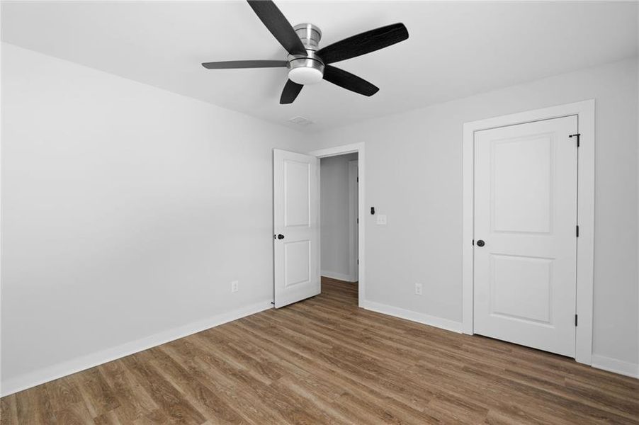 Spacious, unfurnished interior of a new home in , Atlanta (Image 15).