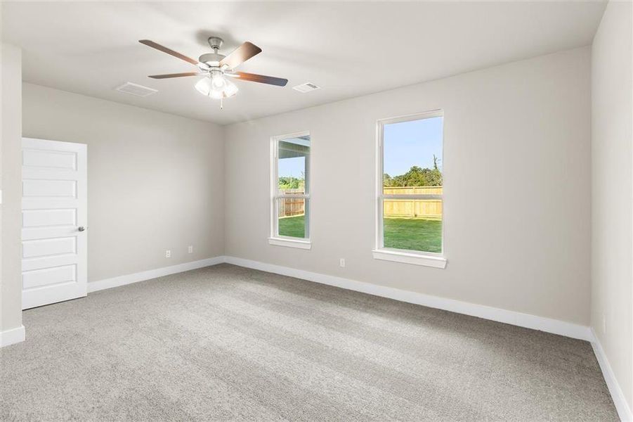 Spacious, unfurnished interior of a new home in Colony at Pinehurst 50s, Pinehurst (Image 12).