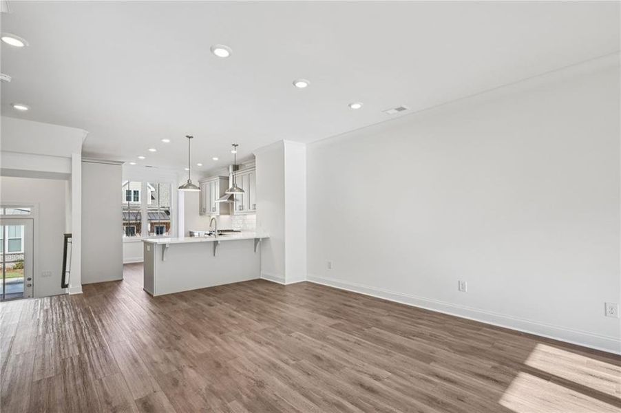 Spacious, unfurnished interior of a new home in Evanshire Townhomes, Duluth (Image 30).