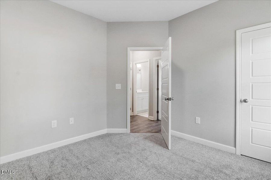 33-1760 Cardianl Dr-33