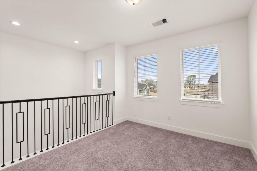 Photos are REPRESENTATIVE of the home /floor plan and are NOT of the actual home.  Selections, features, and room options may vary.