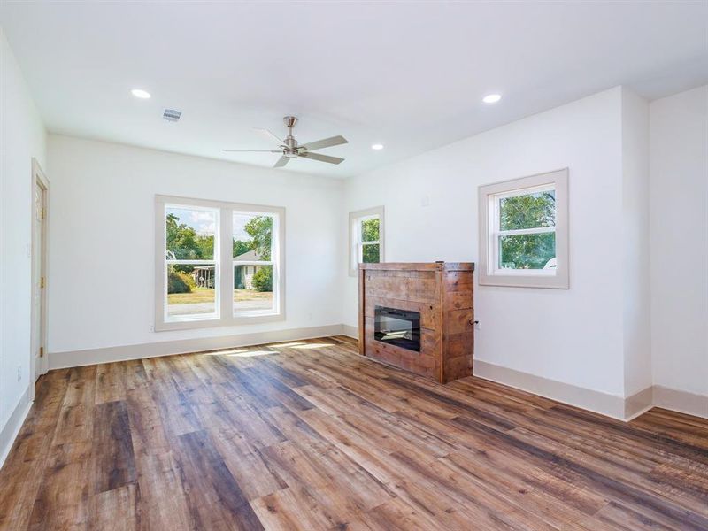 Image 16 of a home in . Image 16 of a home in .