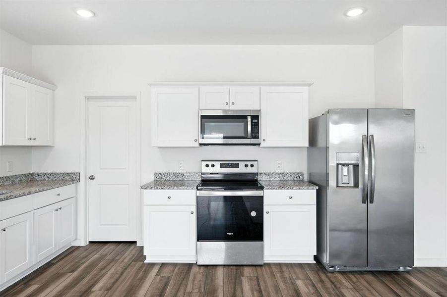 Furnished interior view inside a new home in , Fort Worth (Image 10). Furnished interior view inside a new home in , Fort Worth (Image 10).