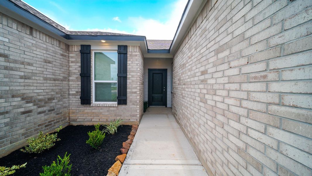 Exterior details and patio area of a home in , Conroe (Image 16). Exterior details and patio area of a home in , Conroe (Image 16).