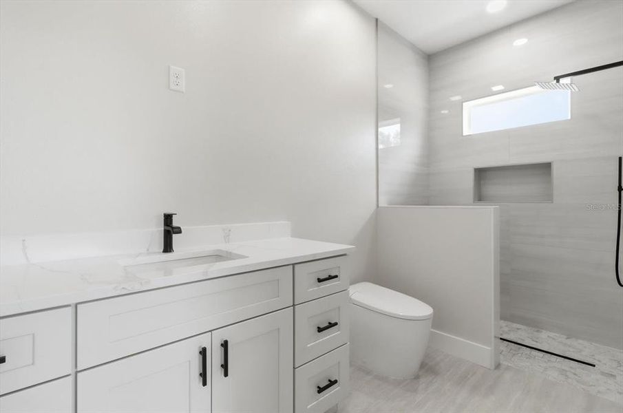 Furnished interior view inside a new home in , Dunnellon (Image 4).