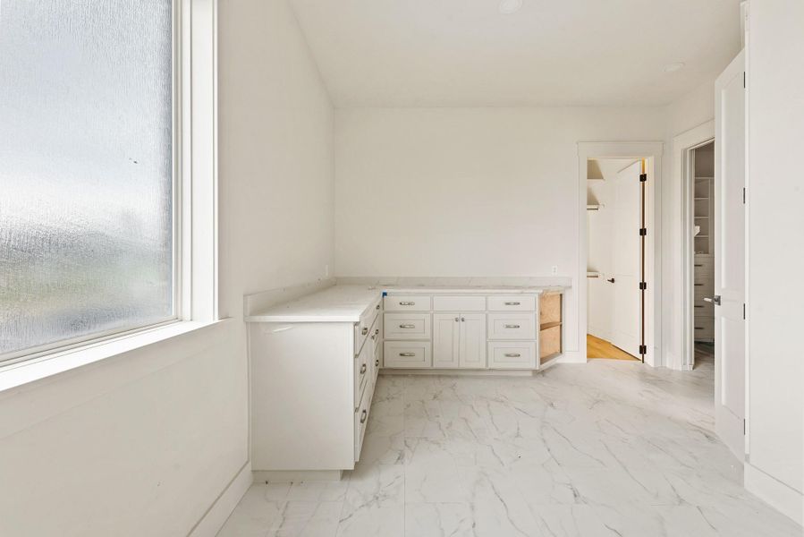 Spacious, unfurnished interior of a new home in , Bryan (Image 15).