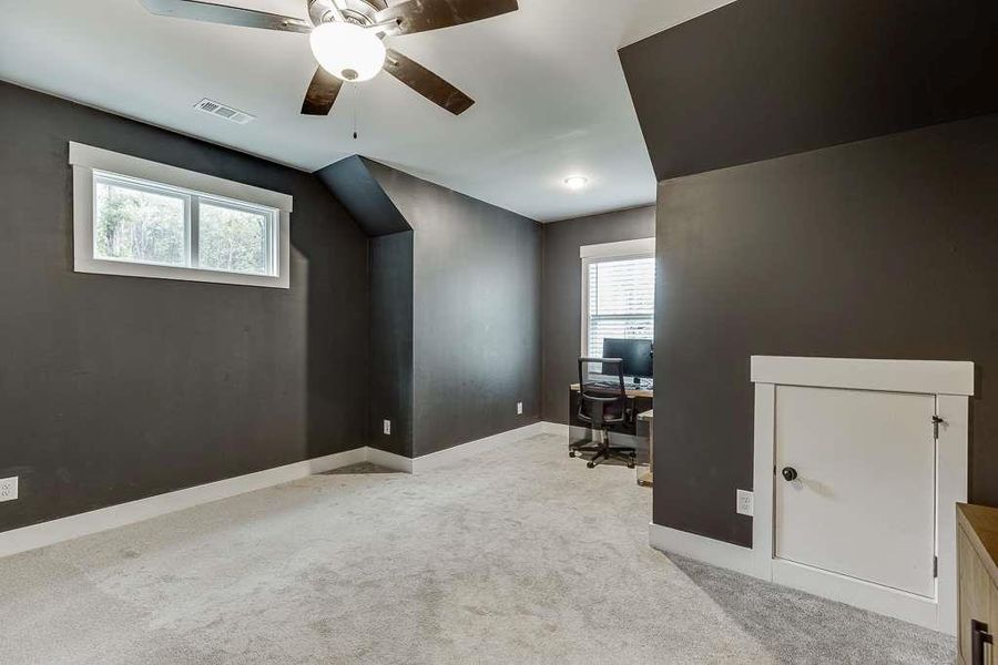Spacious, unfurnished interior of a new home in , Dacula (Image 18).