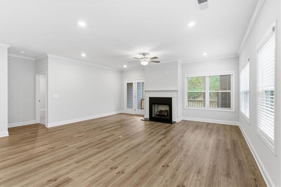 Spacious, unfurnished interior of a new home in , Dallas (Image 32).