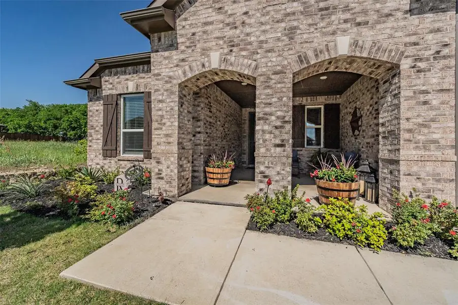 Expansive front porch