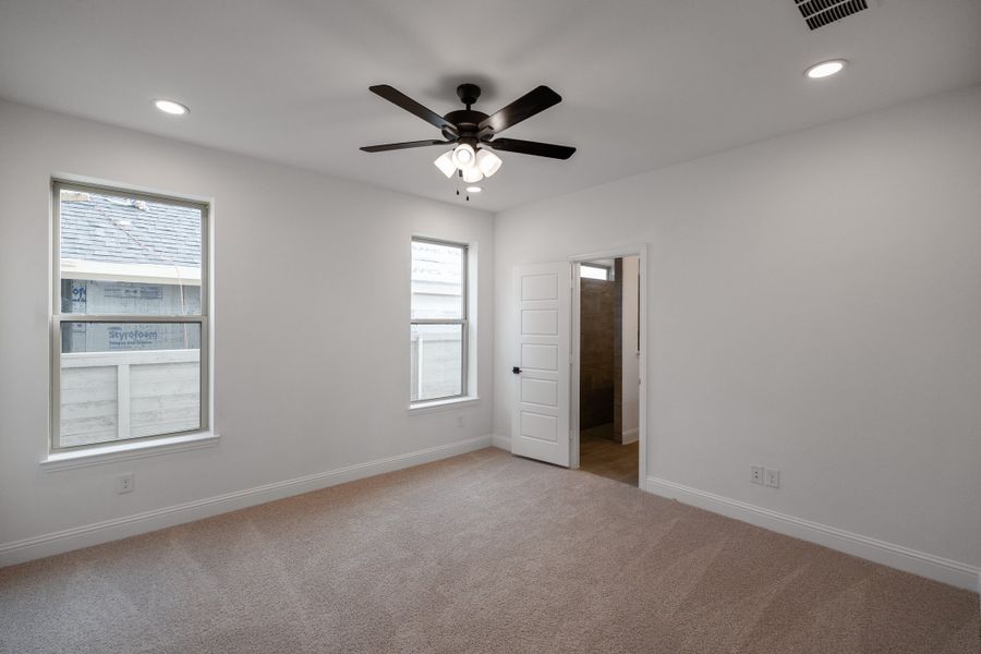 Spacious, unfurnished interior of a new home in Treeline, Justin (Image 21). Spacious, unfurnished interior of a new home in Treeline, Justin (Image 21).