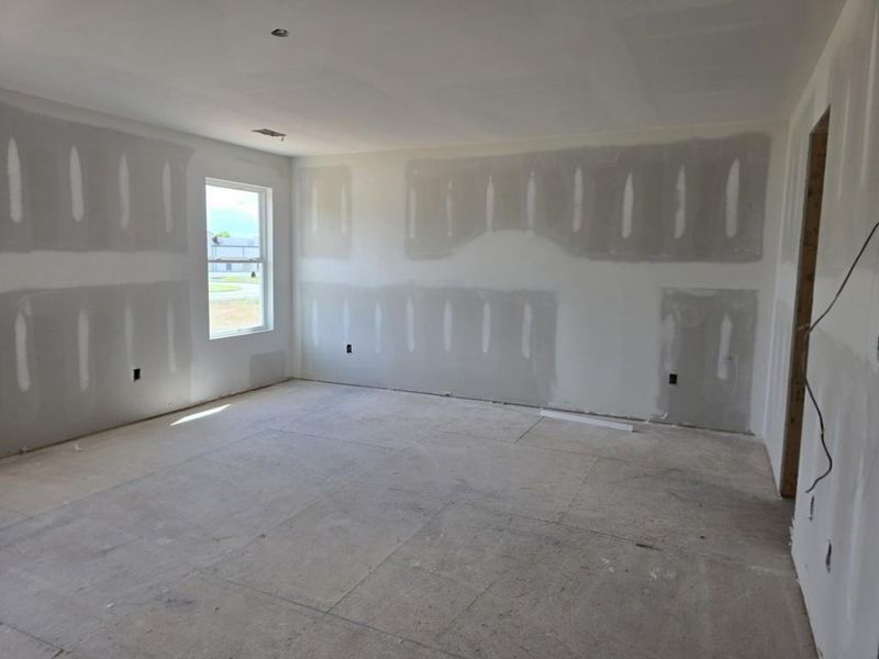 Spacious, unfurnished interior of a new home in The Reserve At Clock Tower, Douglasville (Image 9).