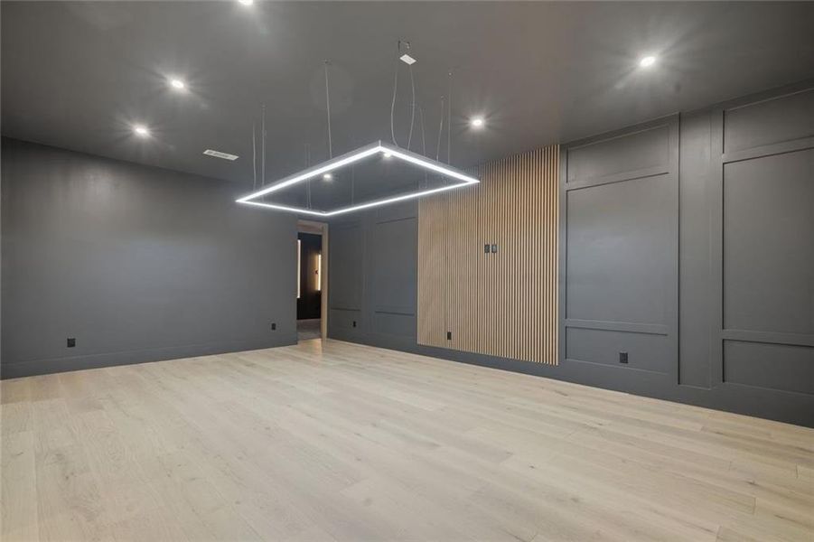 Spacious, unfurnished interior of a new home in , Canton (Image 25).
