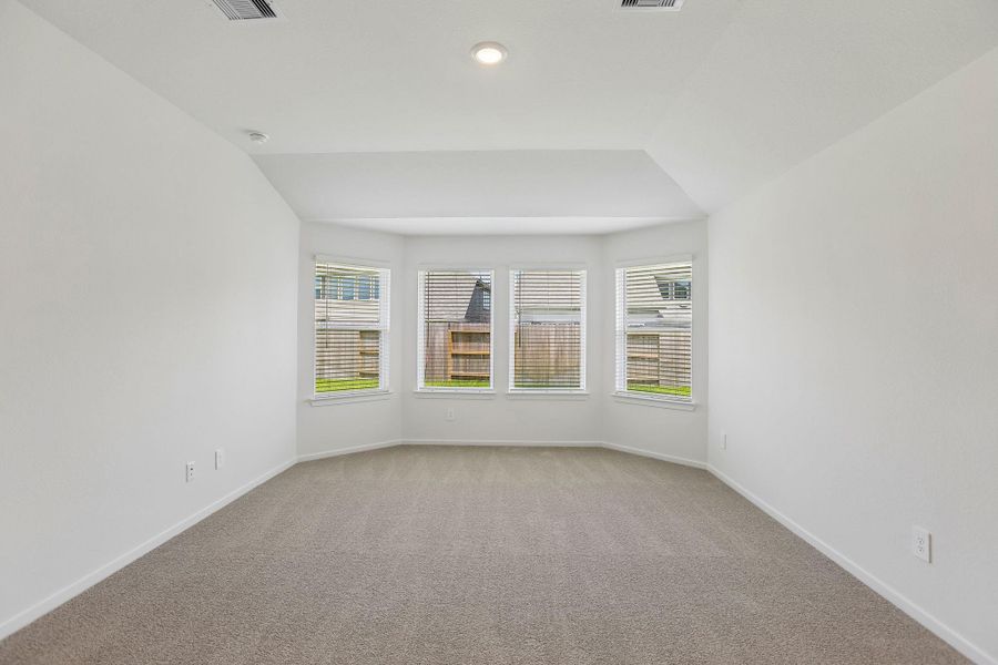 Spacious, unfurnished interior of a new home in Riviera Pines - Classic Series, Huffman (Image 20).
