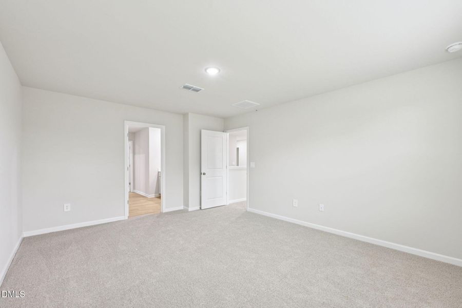 38-web-or-mls-Raleigh - River Glen - 306