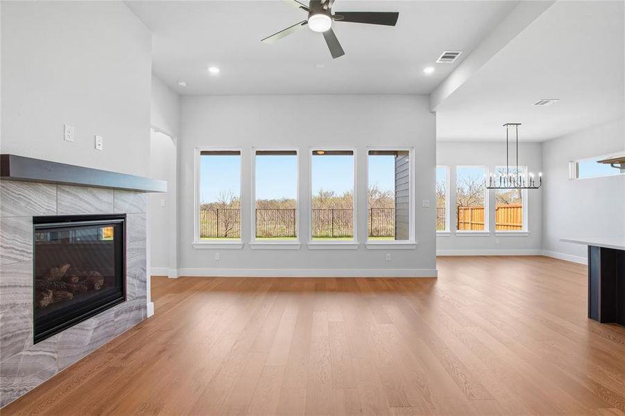 Spacious, unfurnished interior of a new home in Pecan Grove, Burleson (Image 25).