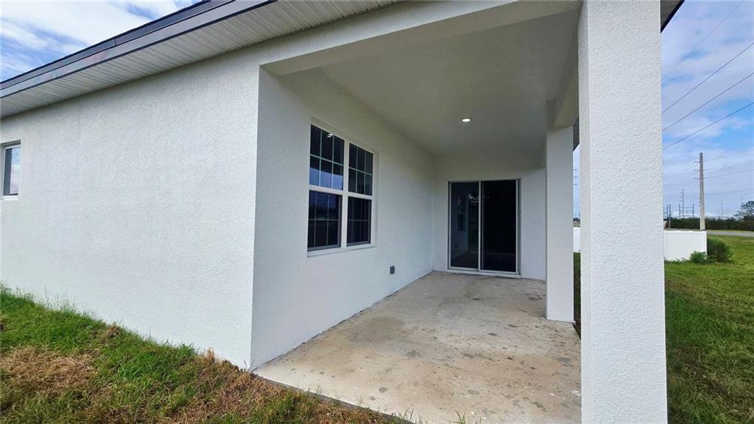 Exterior details and patio area of a home in , Ocala (Image 24).