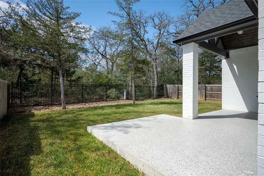 Exterior details and patio area of a home in , College Station (Image 4).