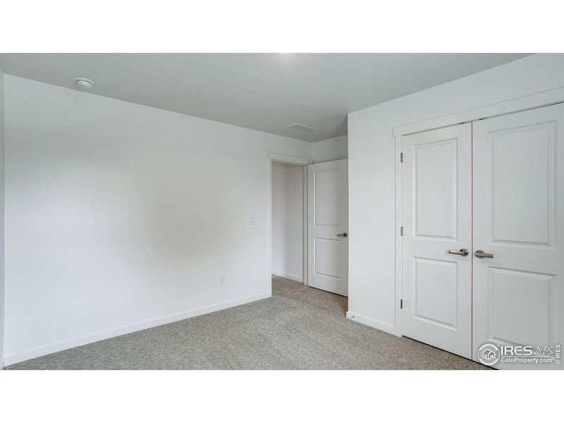 Spacious, unfurnished interior of a new home in Hansen Farm, Fort Collins (Image 36).