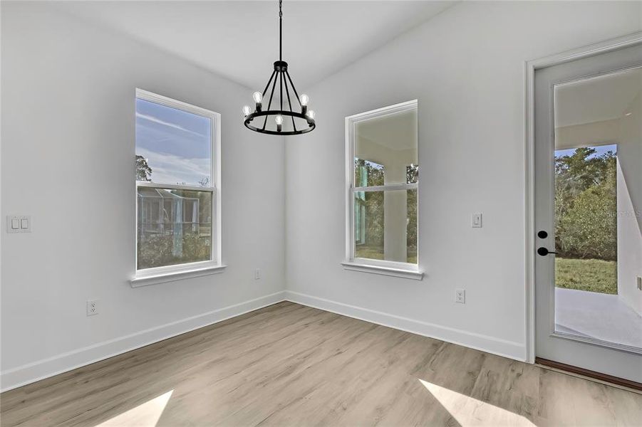 Spacious, unfurnished interior of a new home in , Weeki Wachee (Image 31).
