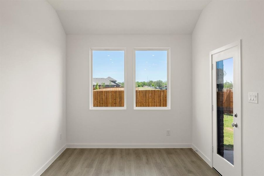 15. 1903 Boston - Dining