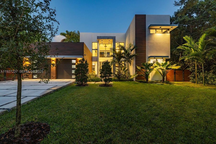 Exterior details and patio area of a home in , Biscayne Park (Image 27). Exterior details and patio area of a home in , Biscayne Park (Image 27).