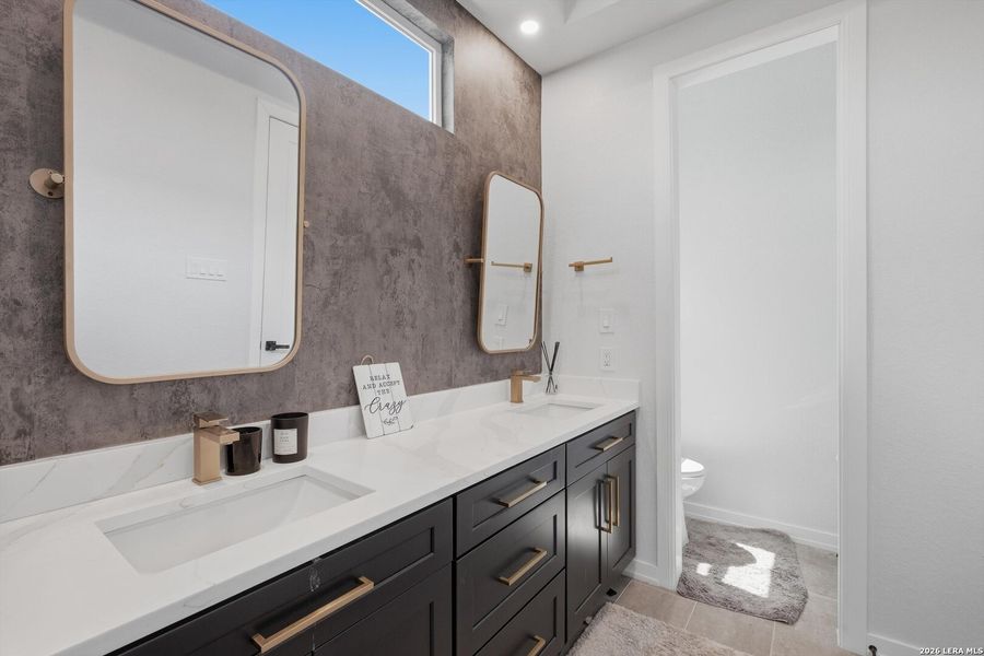 Furnished interior view inside a new home in , Canyon Lake (Image 8).