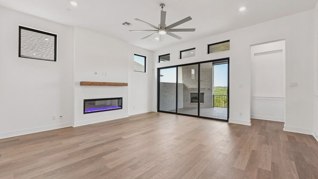 Spacious, unfurnished interior of a new home in Sweetwater, Austin (Image 11).