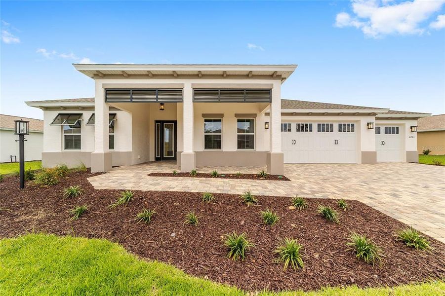 Exterior details and patio area of a home in , Ocala (Image 28). Exterior details and patio area of a home in , Ocala (Image 28).