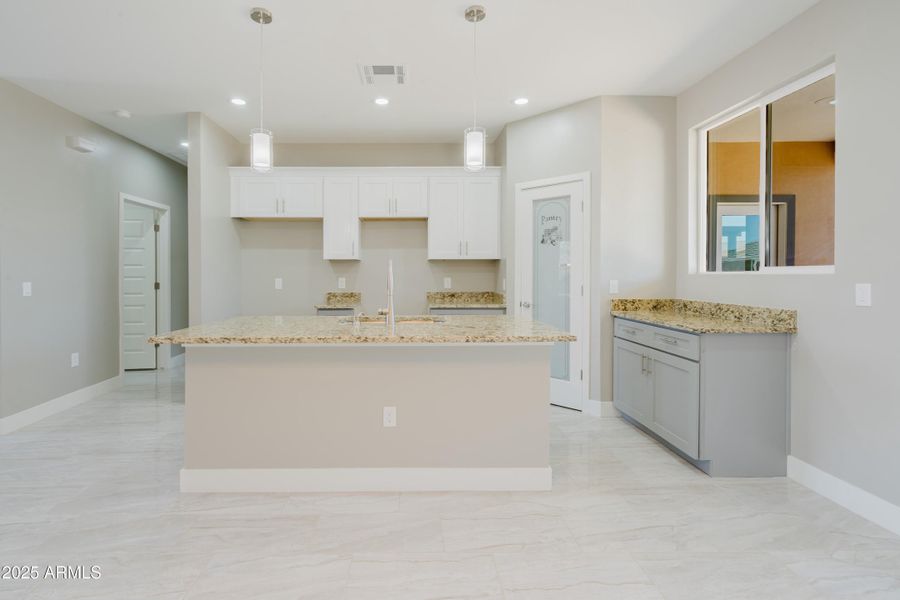 10199Bradshaw-22 10199Bradshaw-22