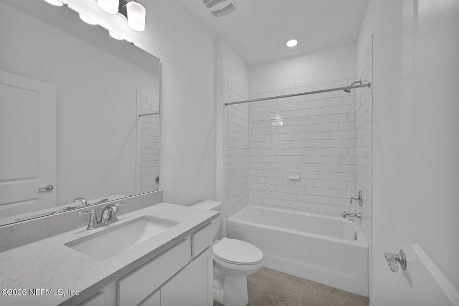 Furnished interior view inside a new home in Hyland Trail, Green Cove Springs (Image 6).