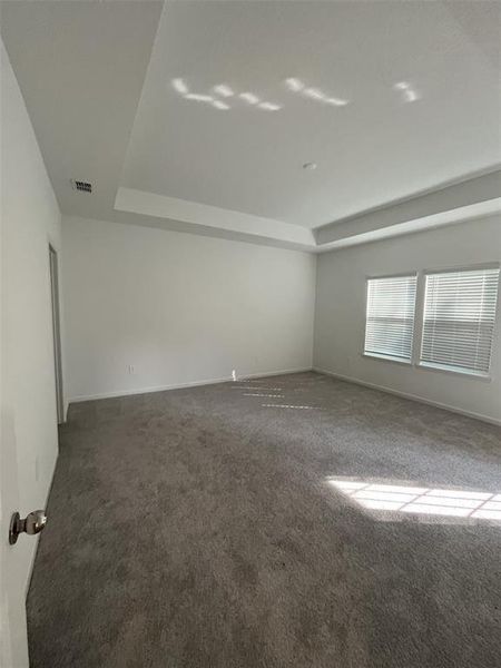 Spacious, unfurnished interior of a new home in Grand Park North, Dunnellon (Image 17).