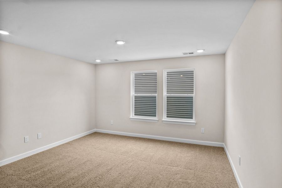 Spacious, unfurnished interior of a new home in Bridgewater - Shorehaven Village, Little River (Image 21).