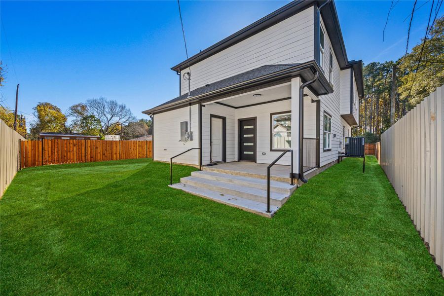 Exterior details and patio area of a home in , Houston (Image 3).