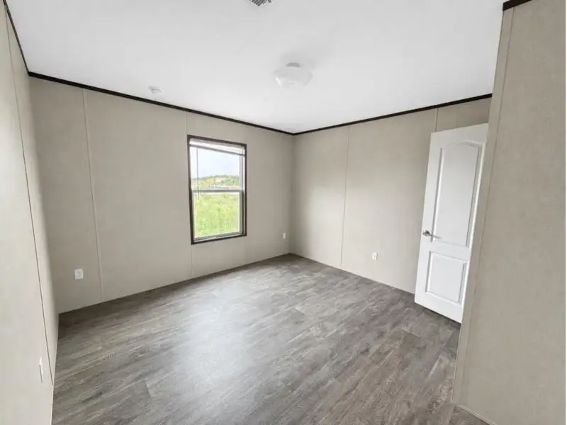 Spacious, unfurnished interior of a new home in , Cleveland (Image 11).