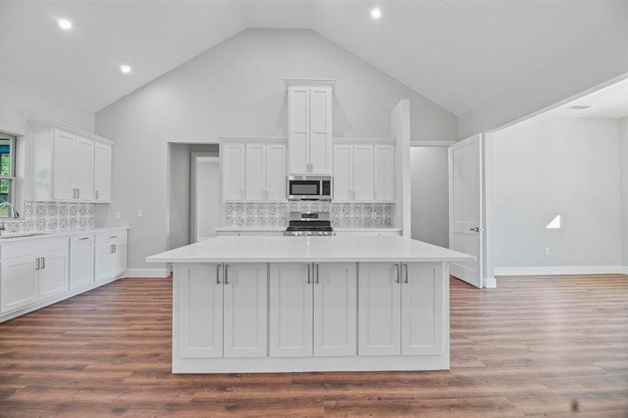 Furnished interior view inside a new home in , Lindale (Image 4).