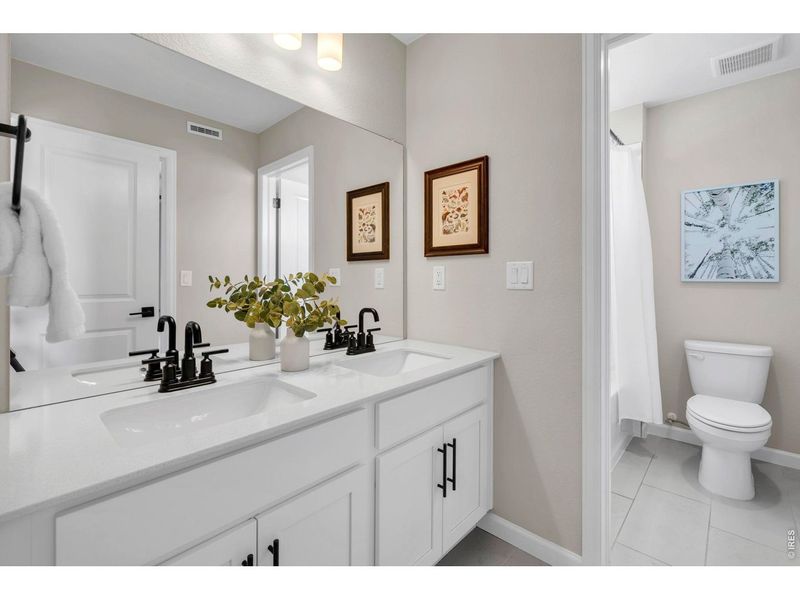 Furnished interior view inside a new home in , Longmont (Image 24).