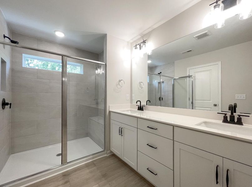 Furnished interior view inside a new home in Fairview Village Townhomes, Simpsonville (Image 8). Furnished interior view inside a new home in Fairview Village Townhomes, Simpsonville (Image 8).