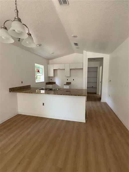 Image 17 of a home in .