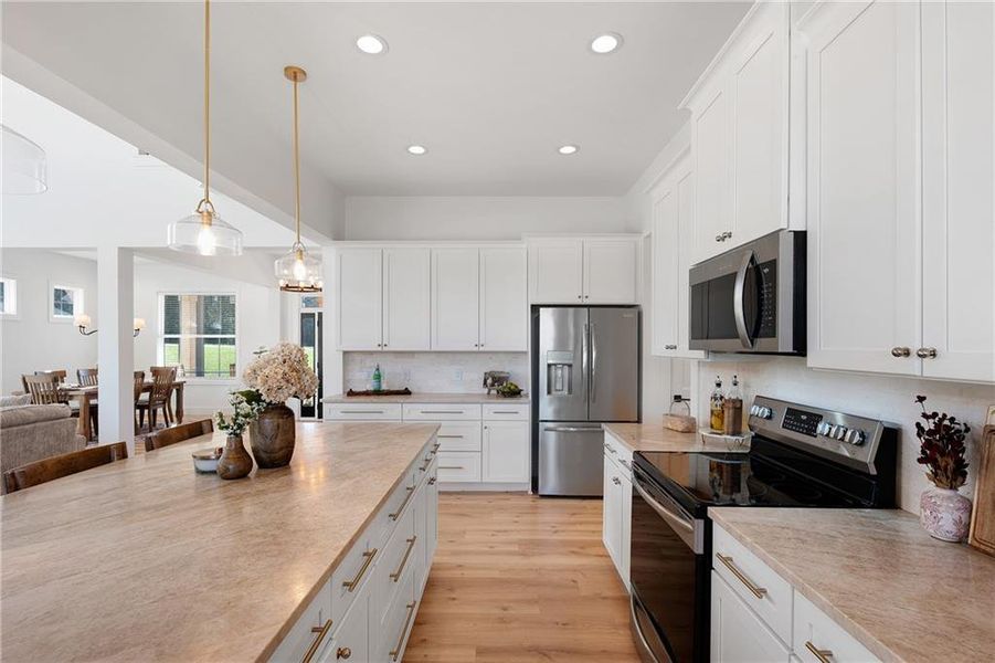 Furnished interior view inside a new home in , Taylorsville (Image 55). Furnished interior view inside a new home in , Taylorsville (Image 55).