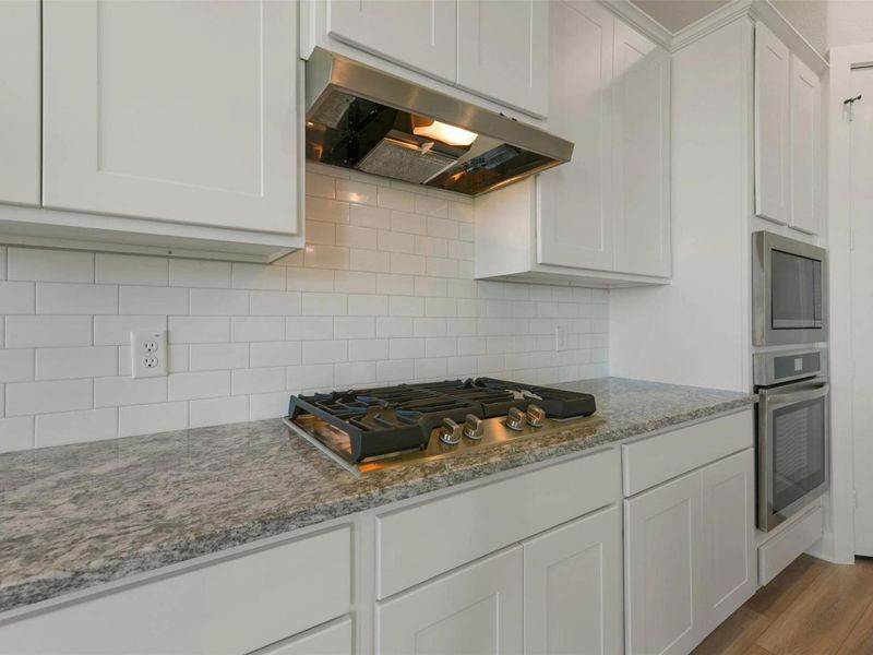 Close-up of interior finishes inside a home in Lago Mar, Texas City (Image 16). Close-up of interior finishes inside a home in Lago Mar, Texas City (Image 16).