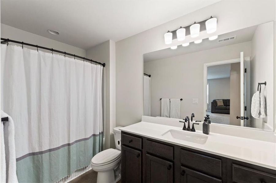 Furnished interior view inside a new home in Crofton Place Enclave, Snellville (Image 7).