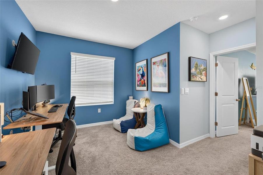 Furnished interior view inside a new home in Mangrove Point, Apollo Beach (Image 41).