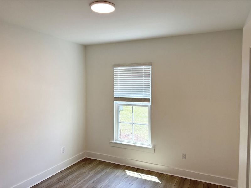 Spacious, unfurnished interior of a new home in Houston Place, Crestview (Image 20).