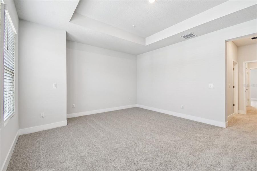 Spacious, unfurnished interior of a new home in Apex at Seminole Heights, Tampa (Image 36). Spacious, unfurnished interior of a new home in Apex at Seminole Heights, Tampa (Image 36).