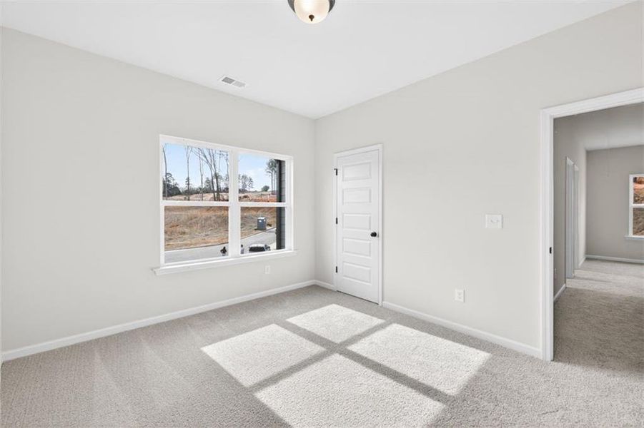 Spacious, unfurnished interior of a new home in Allen Manor, Hoschton (Image 25).
