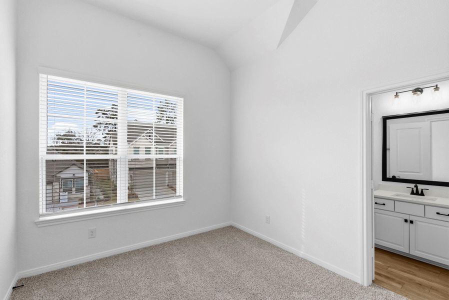 Spacious, unfurnished interior of a new home in Woodforest, Montgomery (Image 16). Spacious, unfurnished interior of a new home in Woodforest, Montgomery (Image 16).