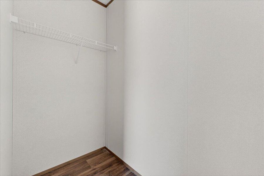 Spacious, unfurnished interior of a new home in , Walterboro (Image 15).