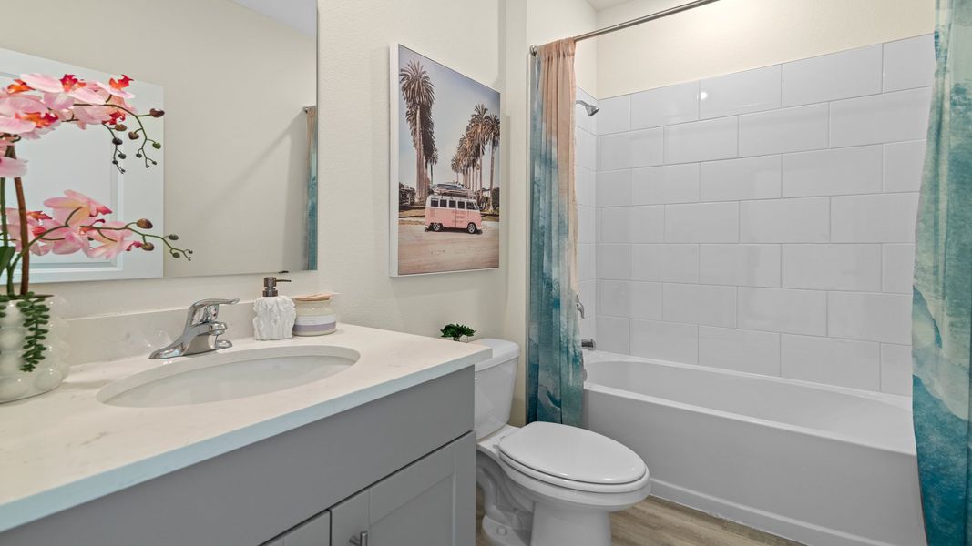 Furnished interior view inside a new home in Archers Mill, Ormond Beach (Image 12).