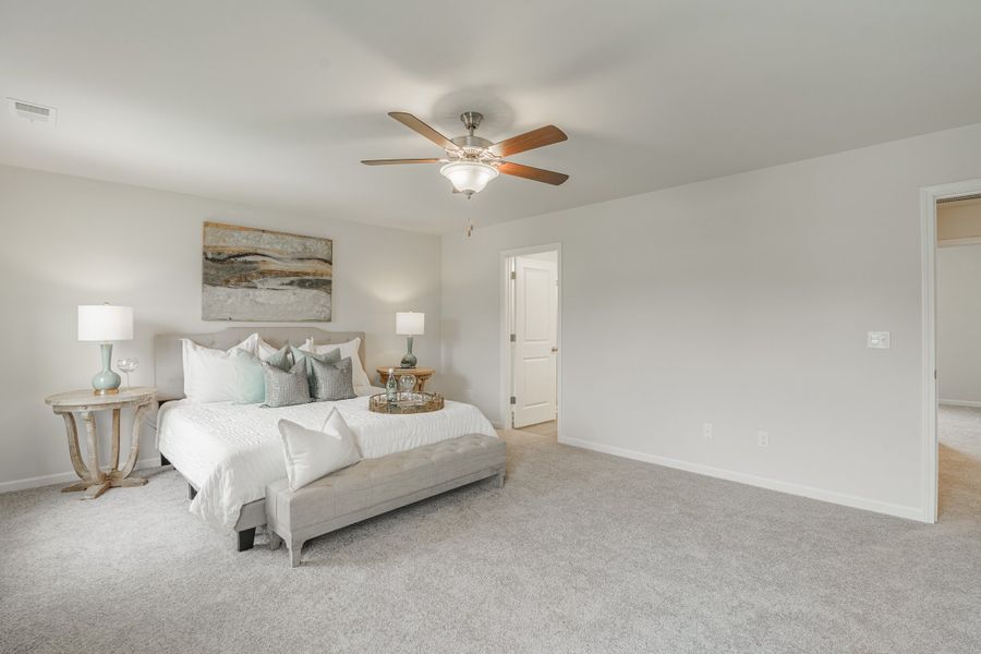 Representative furnished interior of a home built from the Adger by Hurricane Builders in Amber Hill, West Columbia (Image 29).