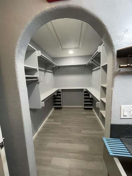 Spacious, unfurnished interior of a new home in , Wichita Falls (Image 17).